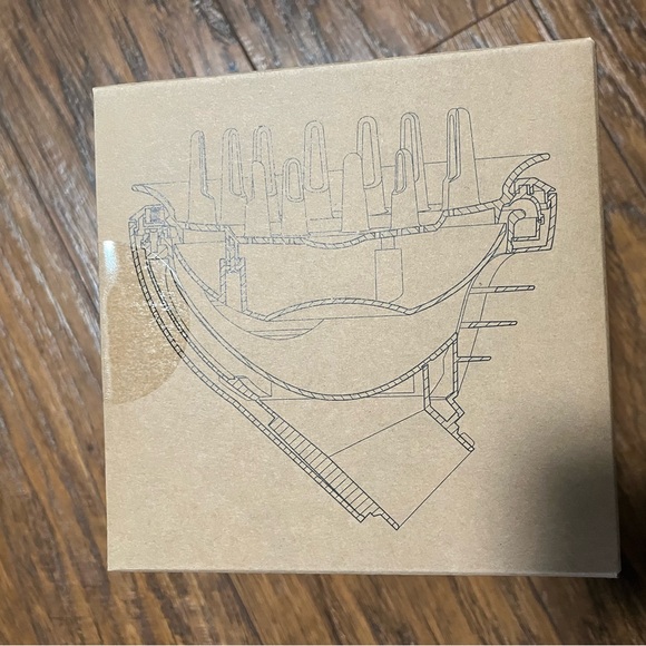 Dyson Airwrap Black Wave+ Curl Diffuser Attachment - Picture 4 of 6